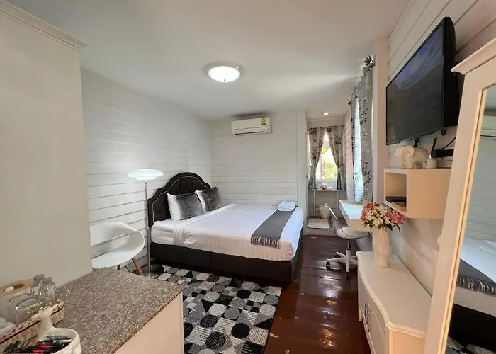 Ban Thung Dang Housotel バンコク都
