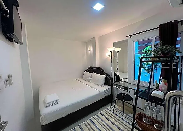 Hotel Ban Thung Dang Housotel Bangkok