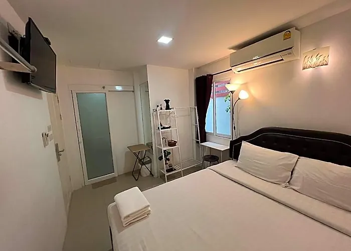 Ban Thung Dang Housotel バンコク都