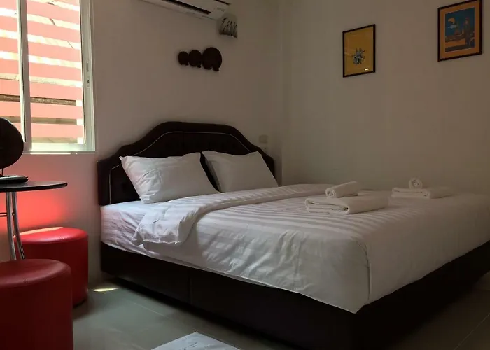 Ban Thung Dang Housotel Hotel 2*